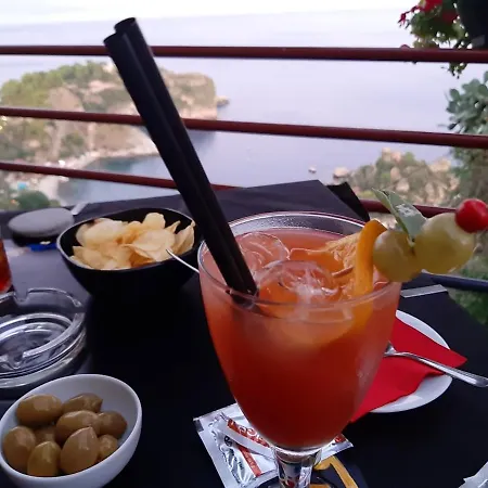 Διαμέρισμα Charming Seaside House In With Terrace *